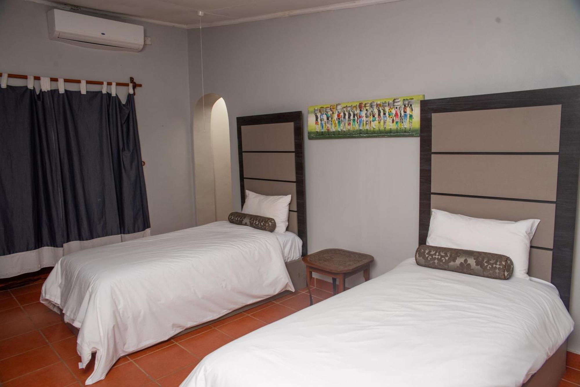 Sunbird Chintheche 호텔 Nkhata Bay 외부 사진